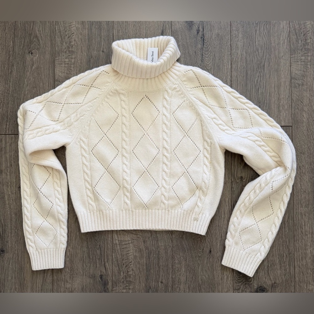 Sunday Best Aritzia Woman’s Jones Cable-Knit Turtleneck Sweater Off White NWT